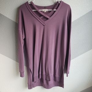 Cupio long sleeve with neck design